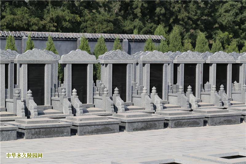 北京墓地续费标准是什么？墓地到期后如何续费